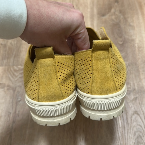 CAMILA’S | Yellow Runner Up Sneakers - Picture 6 of 7